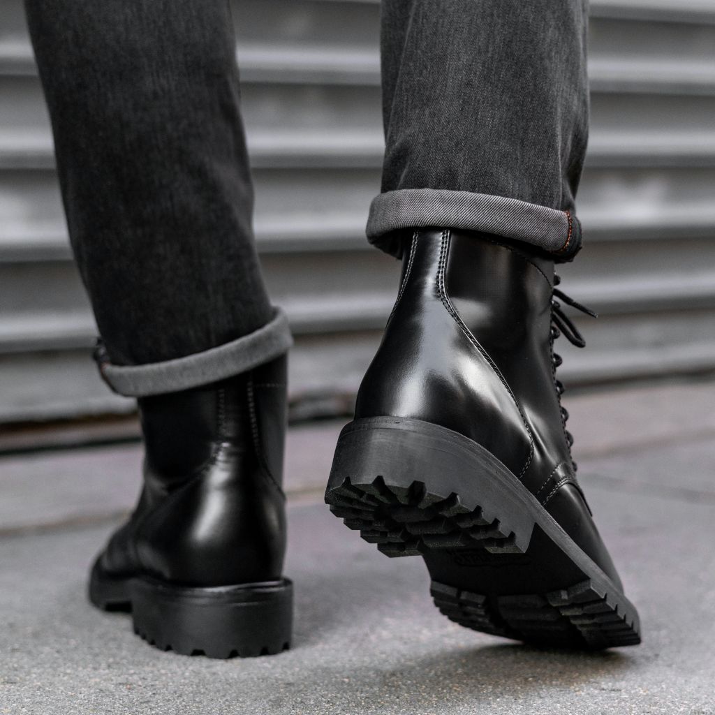 Hero | Black